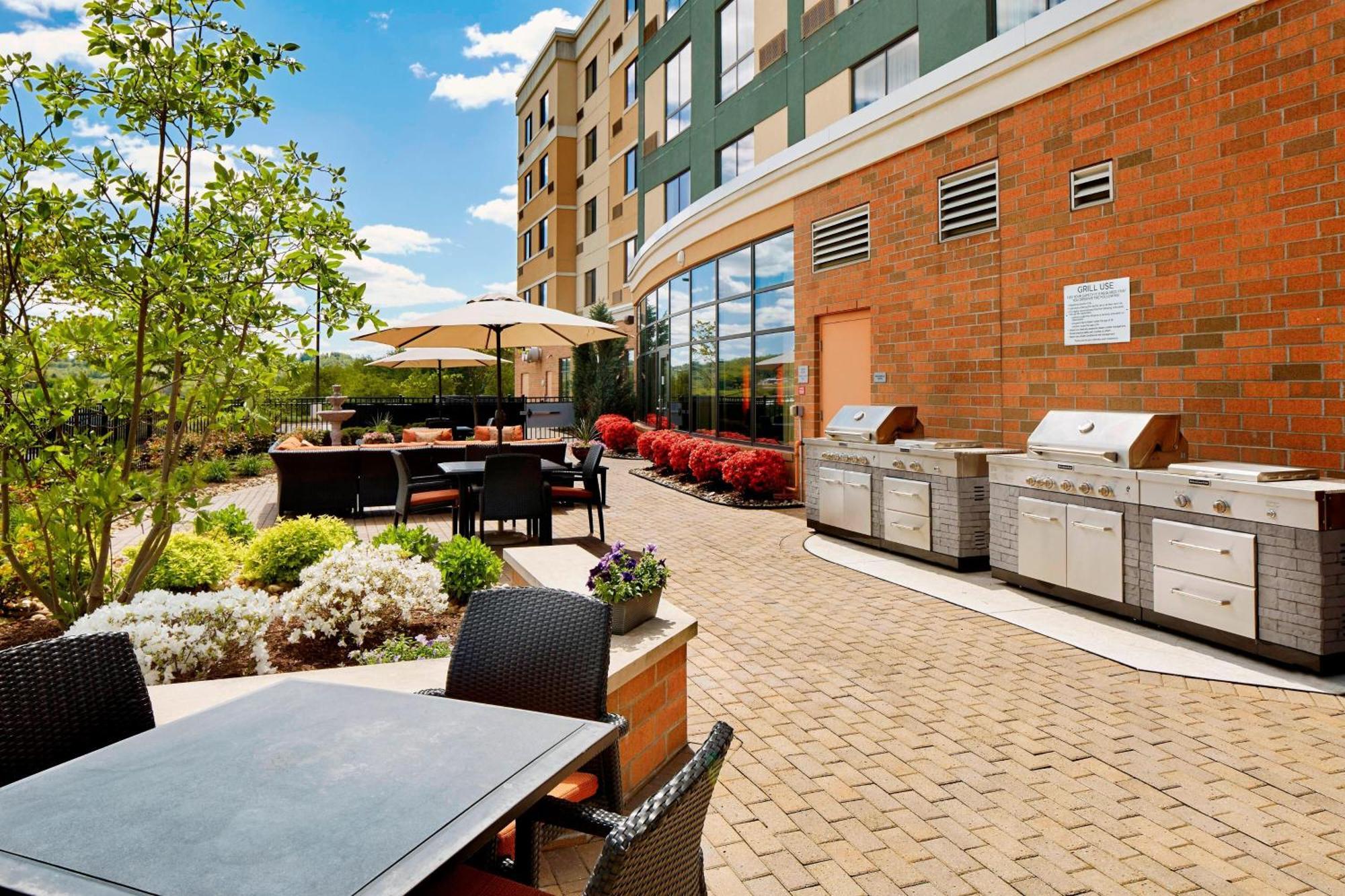 Courtyard By Marriott Pittsburgh Washington Meadow Lands Hotel Екстериор снимка