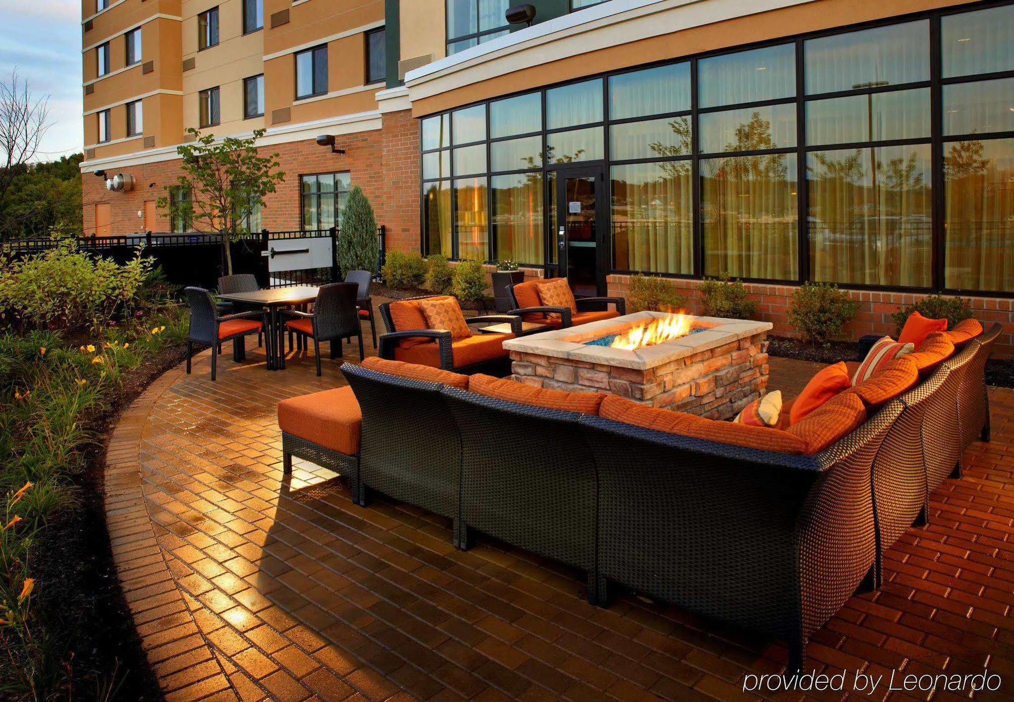 Courtyard By Marriott Pittsburgh Washington Meadow Lands Hotel Екстериор снимка