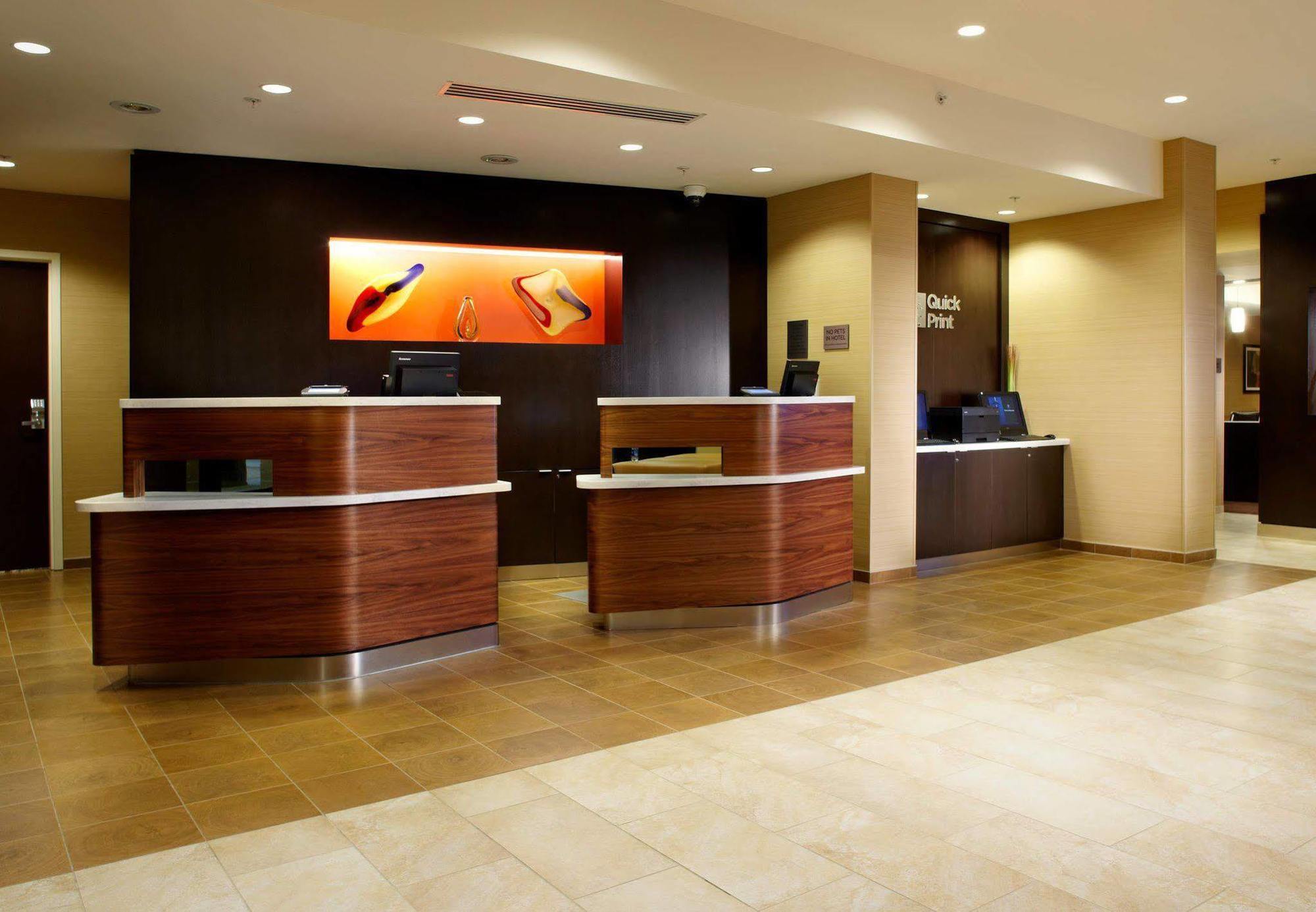Courtyard By Marriott Pittsburgh Washington Meadow Lands Hotel Екстериор снимка